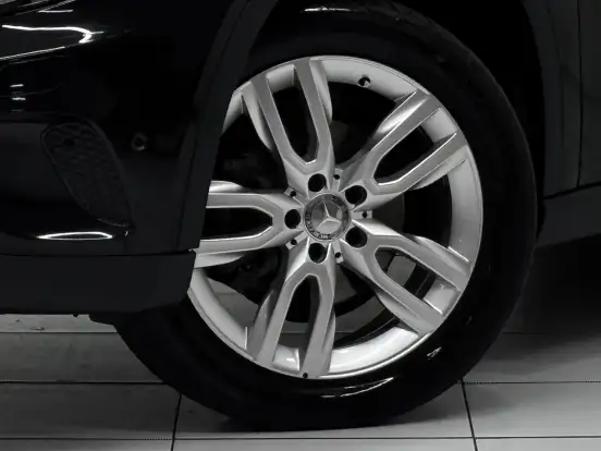 MERCEDES-BENZ-GLA 200-1.6 CGI ADVANCE 16V TURBO FLEX 4P AUTOMÁTICO MERCEDES-BENZ-GLA 200-2015