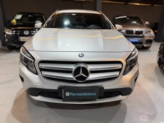 MERCEDES-BENZ-GLA 200-1.6 CGI ADVANCE 16V TURBO FLEX 4P AUTOMÁTICO MERCEDES-BENZ-GLA 200-2015