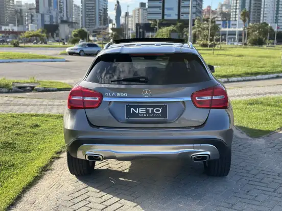 MERCEDES-BENZ-GLA 200-1.6 CGI ENDURO 16V TURBO FLEX 4P AUTOMÁTICO MERCEDES-BENZ-GLA 200-2015
