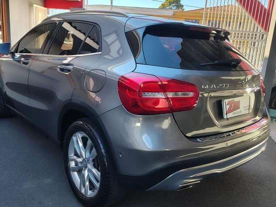 MERCEDES-BENZ-GLA 200-1.6 CGI ADVANCE 16V TURBO FLEX 4P AUTOMÁTICO MERCEDES-BENZ-GLA 200-2015
