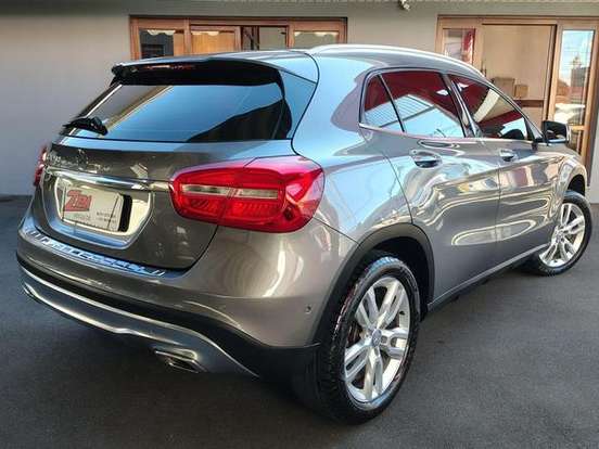 MERCEDES-BENZ-GLA 200-1.6 CGI ADVANCE 16V TURBO FLEX 4P AUTOMÁTICO MERCEDES-BENZ-GLA 200-2015