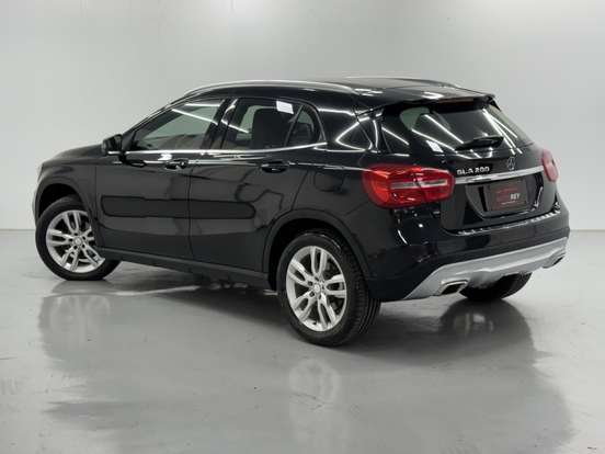 MERCEDES-BENZ-GLA 200-1.6 CGI ADVANCE 16V TURBO FLEX 4P AUTOMÁTICO MERCEDES-BENZ-GLA 200-2016