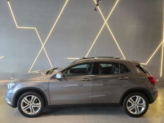 MERCEDES-BENZ-GLA 200-1.6 CGI ENDURO 16V TURBO FLEX 4P AUTOMÁTICO MERCEDES-BENZ-GLA 200-2017