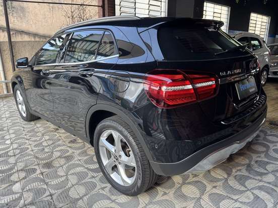 MERCEDES-BENZ-GLA 200-1.6 CGI FLEX ADVANCE 7G-DCT MERCEDES-BENZ-GLA 200-2019