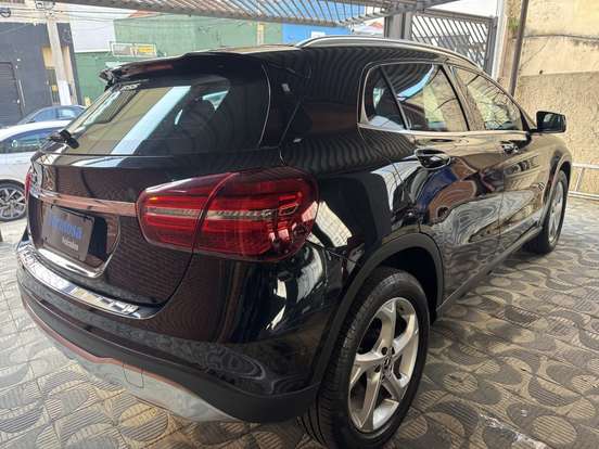 MERCEDES-BENZ-GLA 200-1.6 CGI FLEX ADVANCE 7G-DCT MERCEDES-BENZ-GLA 200-2019