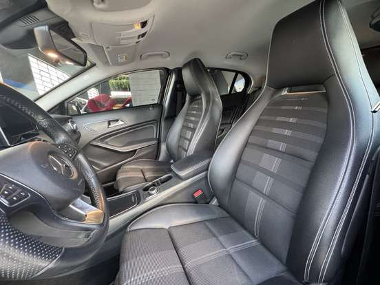 MERCEDES-BENZ-GLA 200-1.6 CGI FLEX ADVANCE 7G-DCT MERCEDES-BENZ-GLA 200-2019