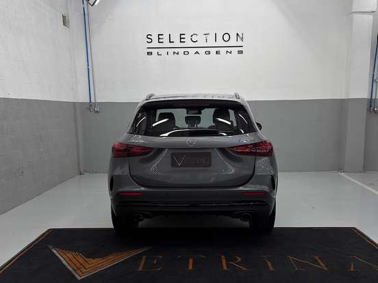 MERCEDES-BENZ-GLA 35 AMG-2024
