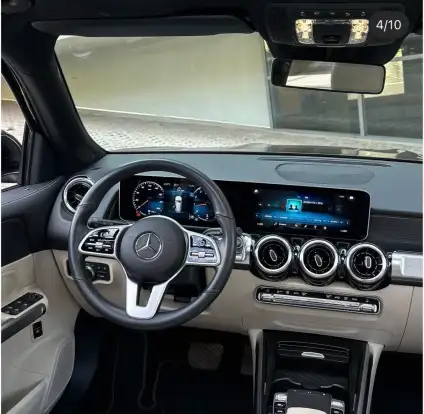 MERCEDES-BENZ-GLB 200-2020