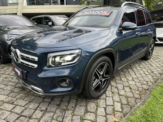 MERCEDES-BENZ-GLB 200-2020