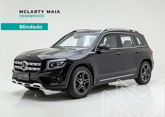 MERCEDES-BENZ-GLB 200-2021