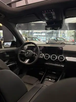 MERCEDES-BENZ-GLB 220-2.0 MHEV AMG LINE 4MATIC 8G-DCT MERCEDES-BENZ-GLB 220-2026