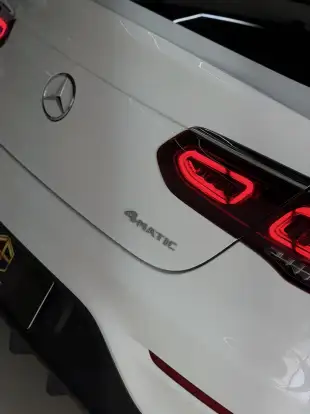 MERCEDES-BENZ-GLC 300-2021