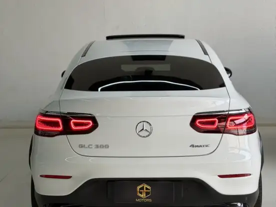 MERCEDES-BENZ-GLC 300-2.0 CGI GASOLINA COUPÉ 4MATIC 9G-TRONIC MERCEDES-BENZ-GLC 300-2021