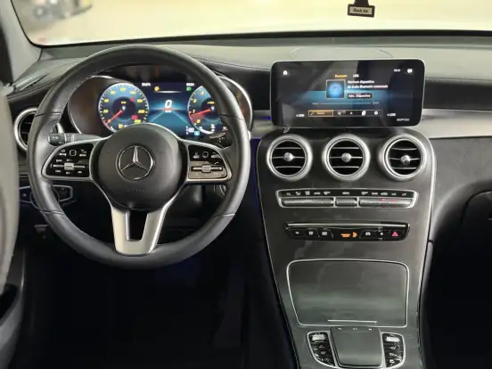 MERCEDES-BENZ-GLC 300-2021