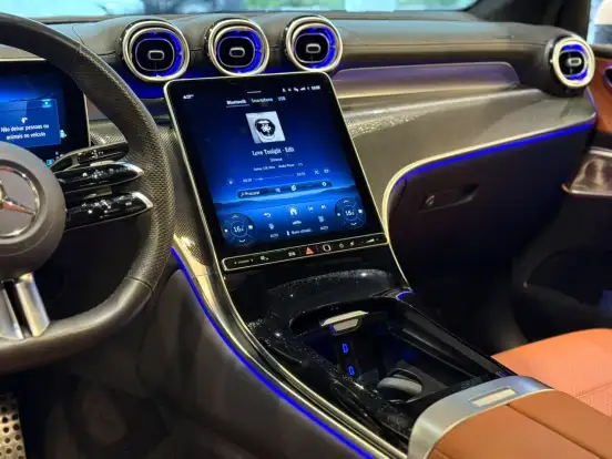 MERCEDES-BENZ-GLC 300-2026