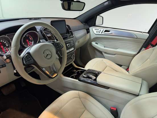 MERCEDES-BENZ-GLE 400-3.0 V6 GASOLINA HIGHWAY COUPÉ 4MATIC 9G-TRONIC MERCEDES-BENZ-GLE 400-2018