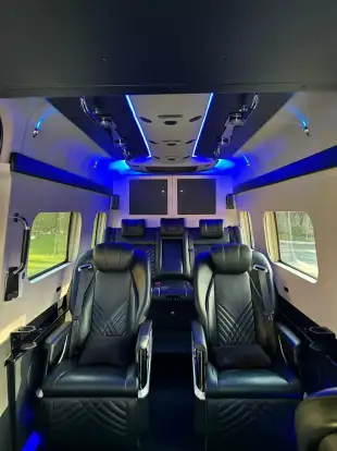 MERCEDES-BENZ-SPRINTER-2023