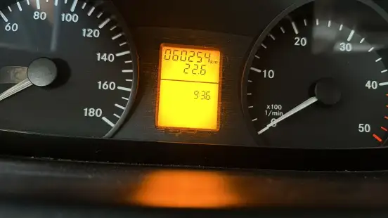 MERCEDES-BENZ-SPRINTER-2015