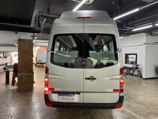 MERCEDES-BENZ-SPRINTER-2.2 515 CDI VAN 18 LUGARES TETO ALTO 16V BI-TURBO DIESEL MANUAL MERCEDES-BENZ-SPRINTER-2015