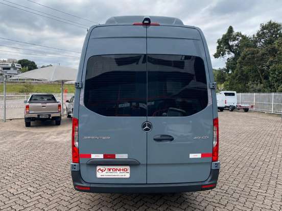 MERCEDES-BENZ-SPRINTER-2023
