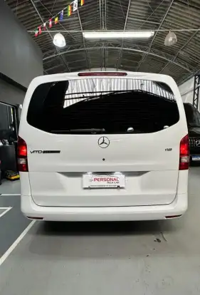 MERCEDES-BENZ-VITO-2.0 CGI FLEX TOURER 119 LUXO 8L MANUAL MERCEDES-BENZ-VITO-2015