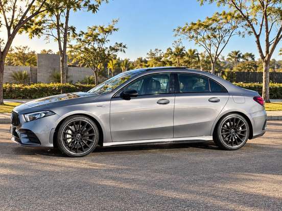 MERCEDES-BENZ-A 35 AMG-2022
