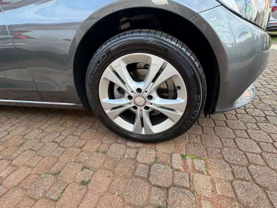 MERCEDES-BENZ-C 180-1.6 CGI 16V TURBO FLEX 4P AUTOMÁTICO MERCEDES-BENZ-C 180-2017