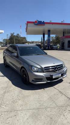 MERCEDES-BENZ-C 180-2011