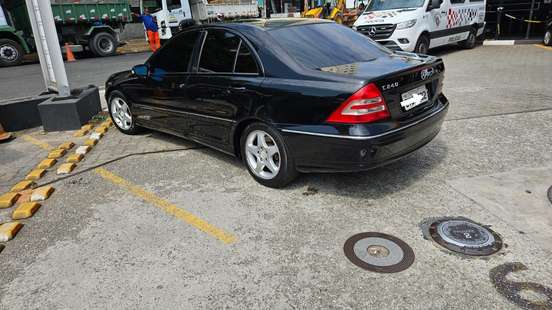 MERCEDES-BENZ-C 240-2.4 AVANTGARDE GASOLINA 4P AUTOMÁTICO MERCEDES-BENZ-C 240-2000