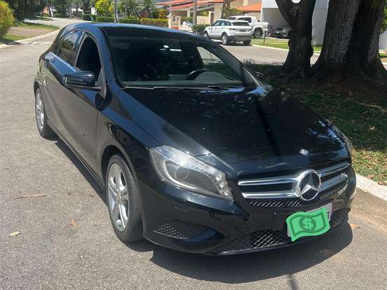 MERCEDES-BENZ-A 200-1.6 TURBO URBAN 16V GASOLINA 4P AUTOMÁTICO MERCEDES-BENZ-A 200-2014
