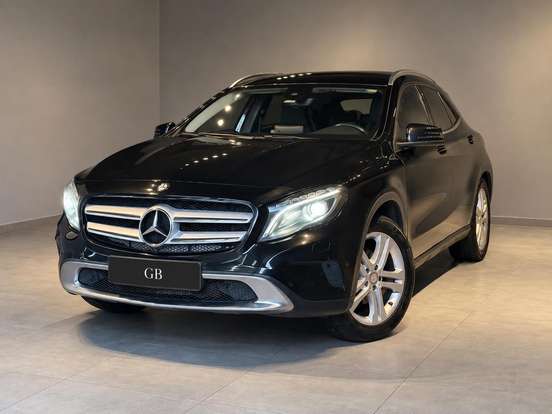 MERCEDES-BENZ-GLA 200-2017