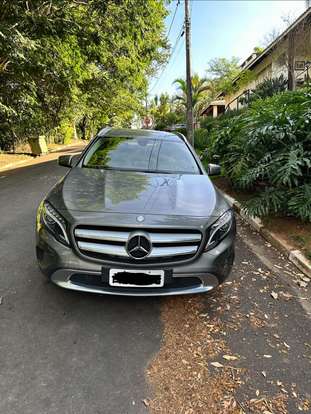 MERCEDES-BENZ-GLA 200-2017