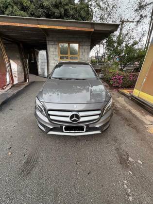 MERCEDES-BENZ GLA 250 2.0 16V TURBO GASOLINA SPORT 4P AUTOMÁTICO