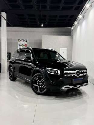 MERCEDES-BENZ-GLB 200-2020