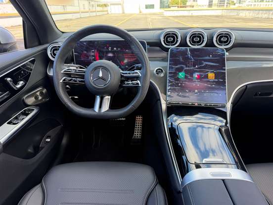 MERCEDES-BENZ-GLC 300-2025