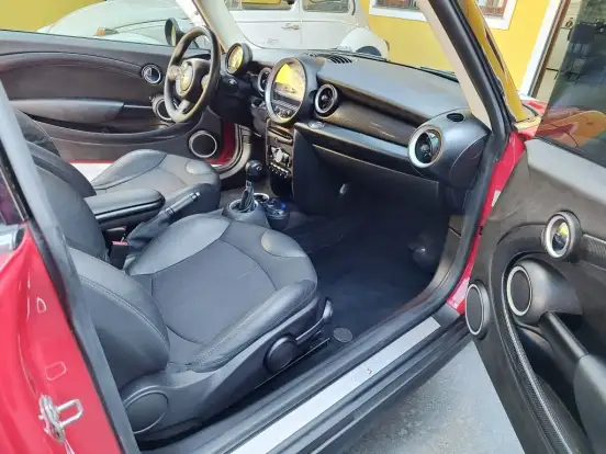 MINI-COOPER-2012
