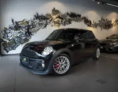MINI COOPER 1.6 S JOHN COOPER WORKS 16V TURBO GASOLINA 2P MANUAL MINI COOPER 1.6 S JOHN COOPER WORKS 16V TURBO GASOLINA 2P MANUAL