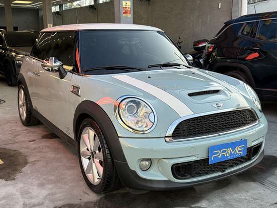 MINI-COOPER-2012