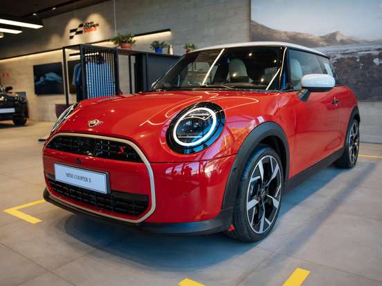 MINI-COOPER-2.0 16V TWINPOWER GASOLINA JOHN COOPER WORKS 2P STEPTRONIC MINI-COOPER-2026