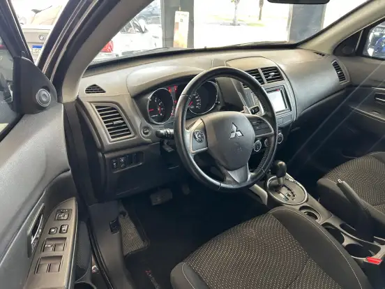 MITSUBISHI-ASX-2014