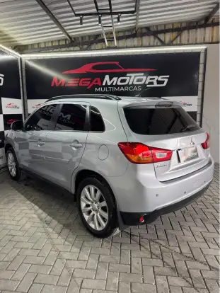 MITSUBISHI-ASX-2015
