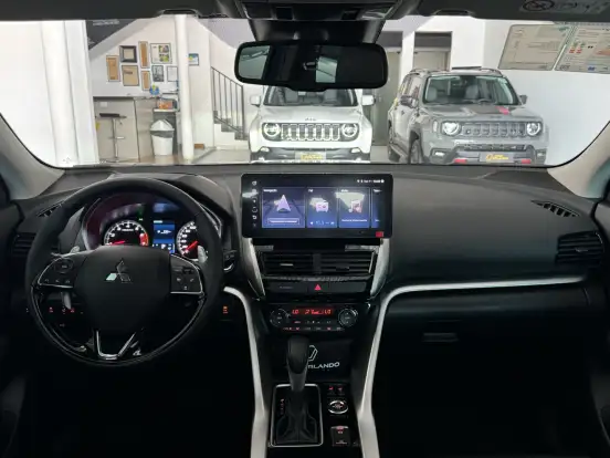 MITSUBISHI-ECLIPSE CROSS-1.5 MIVEC TURBO GASOLINA HPE-S S-AWC CVT MITSUBISHI-ECLIPSE CROSS-2025