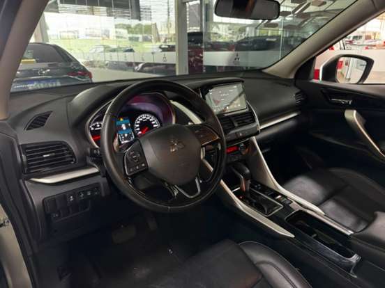 MITSUBISHI-ECLIPSE CROSS-1.5 MIVEC TURBO GASOLINA HPE CVT MITSUBISHI-ECLIPSE CROSS-2024