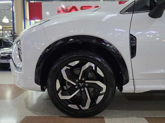 MITSUBISHI-ECLIPSE CROSS-2025
