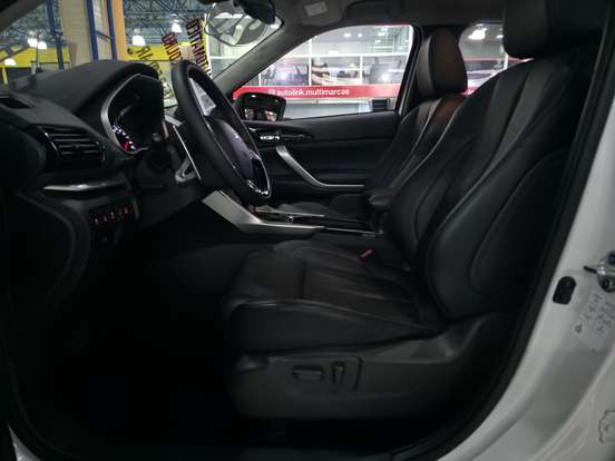 MITSUBISHI-ECLIPSE CROSS-2025