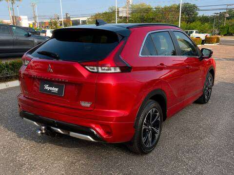 MITSUBISHI-ECLIPSE CROSS-2024