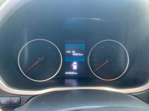 MITSUBISHI-ECLIPSE CROSS-2024