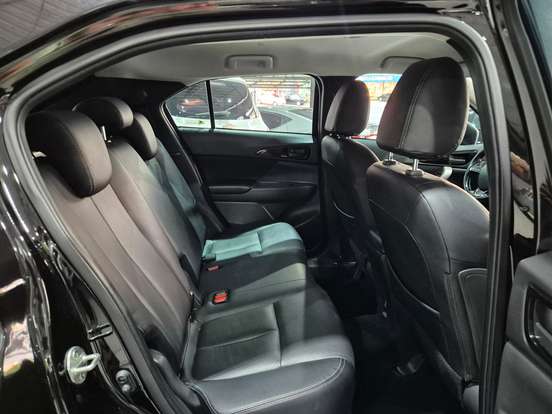MITSUBISHI-ECLIPSE CROSS-2022