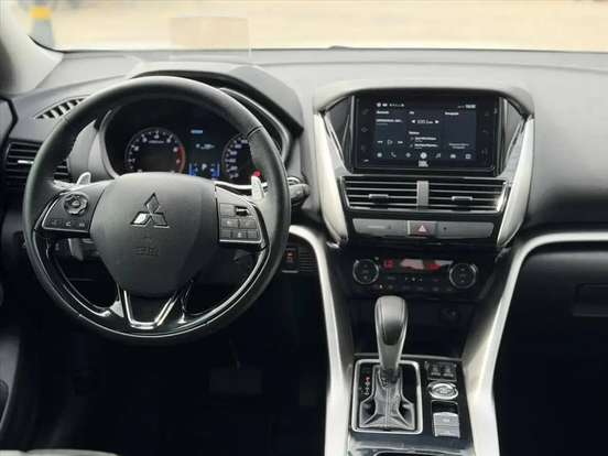 MITSUBISHI-ECLIPSE CROSS-2024