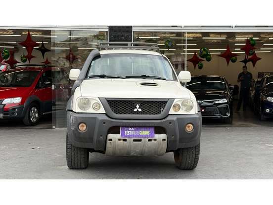 MITSUBISHI-L200 SAVANA-2010